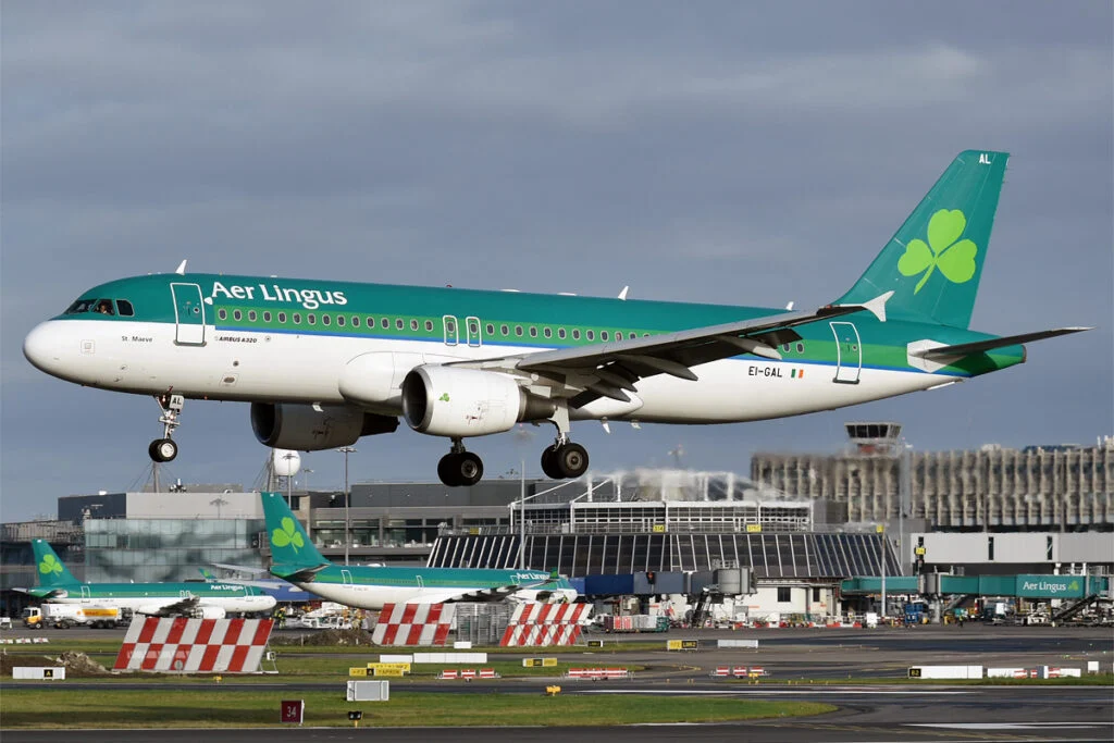 Aer Lingus Pilots Suspend Strike