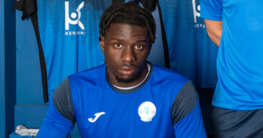 Finn Harps inflict Dundalk's first defeat of the season with Lomboto goal