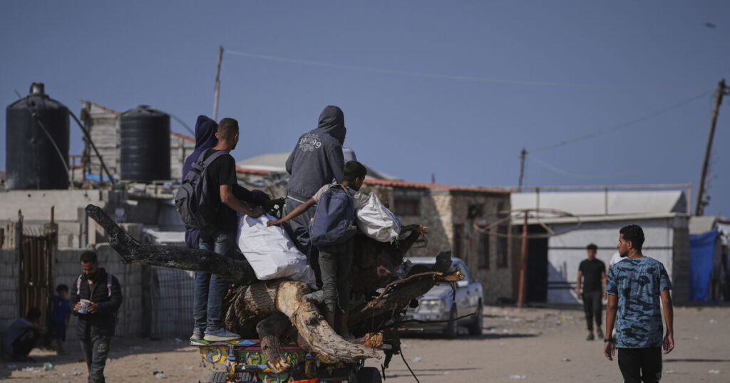 Four killed by Israeli fire near aid point, Palestinians say