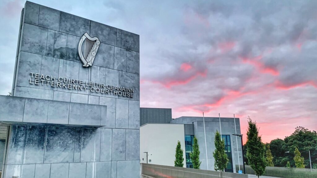 Man pulled out large kitchen knife during assault at Letterkenny flat