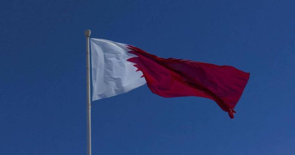 Qatar temporarily shuts down its airspace 