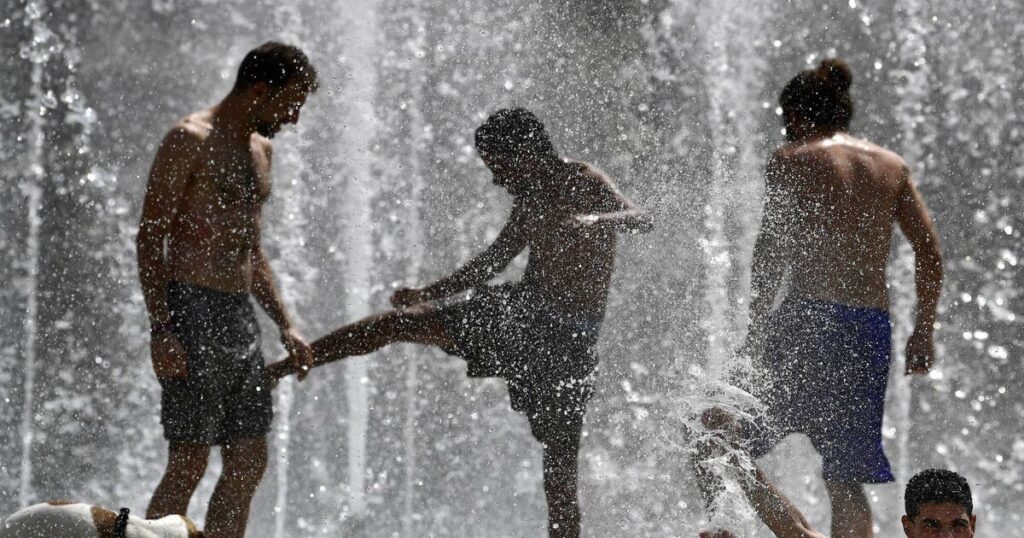 Spain records highs of 46C and France under alert as Europe swelters in heatwave