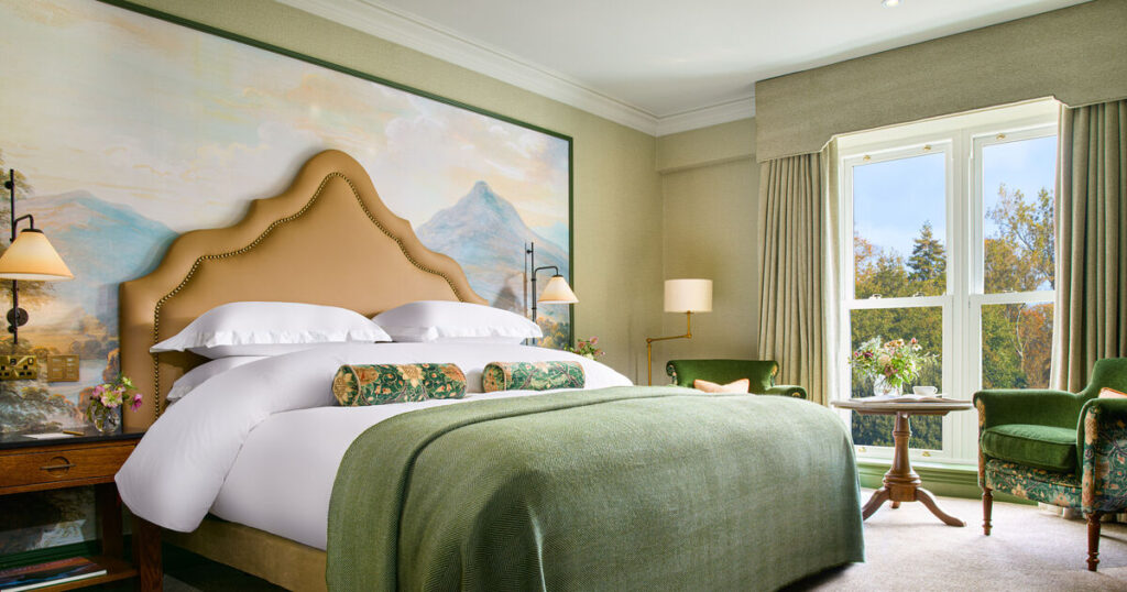 This Killarney five-star woos with superb hospitality and dreamy rooms