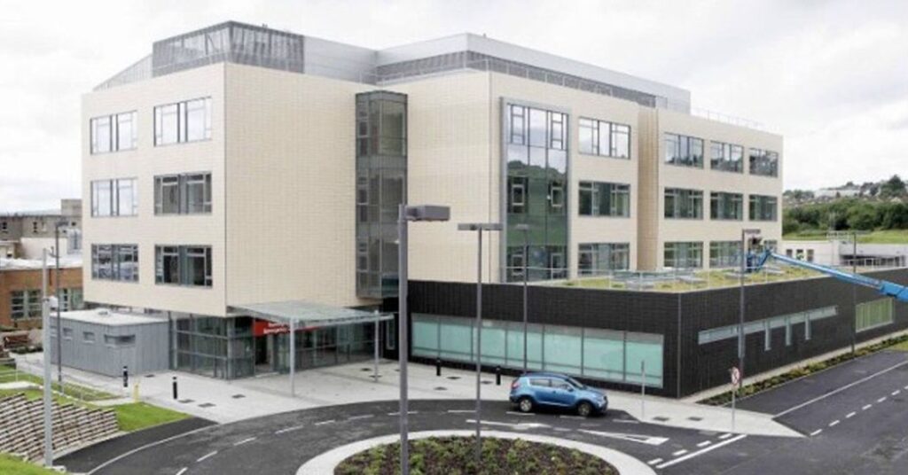 Three hospitalised following Letterkenny crash