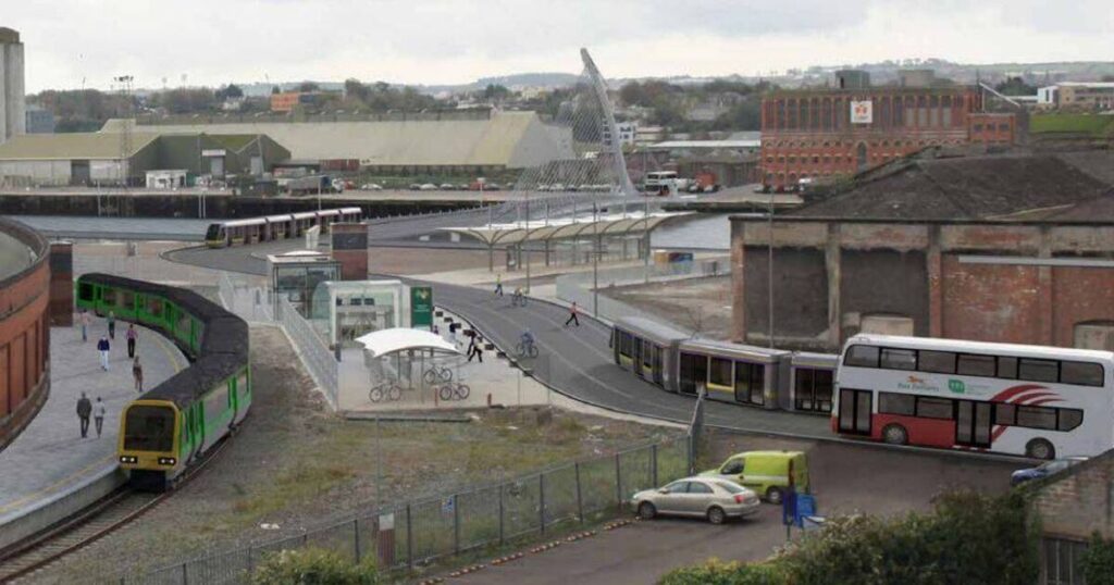 Cork City councillors retain plan for new bridge despite warnings it will limit use of the Lee