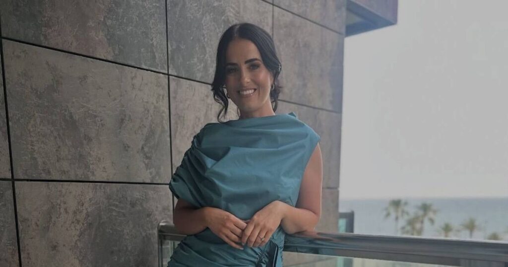Country singer Lisa McHugh shares neurological disorder diagnosis