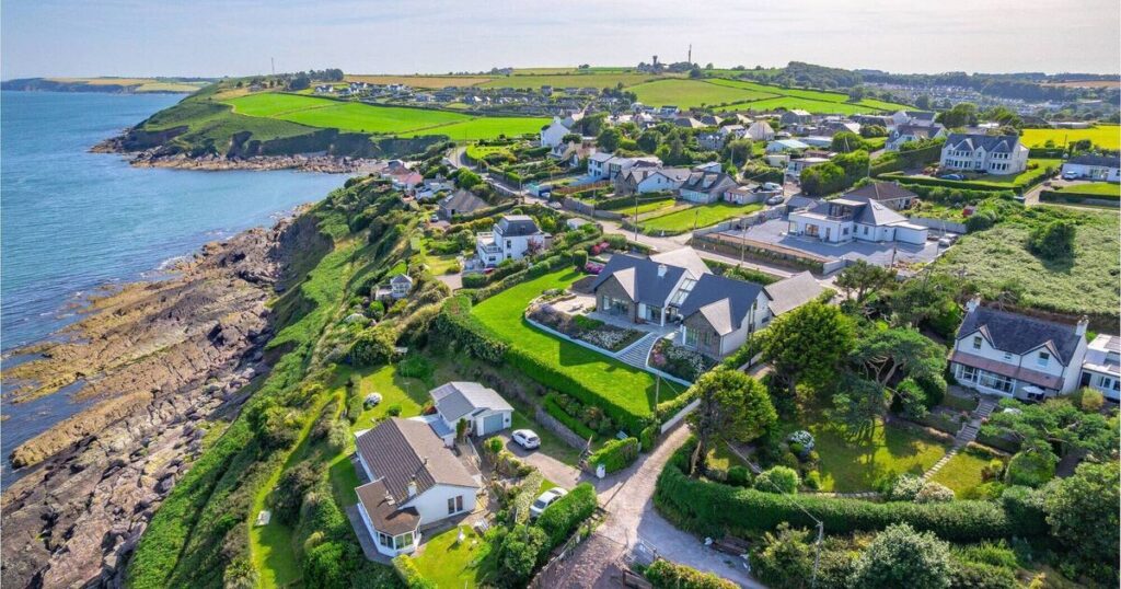 Coveney family's stunning sea-view holiday home in Cork hits market for €1.65m