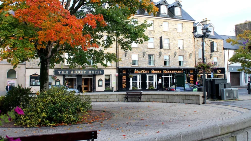 Dance the summer away as the Abbey and Central Hotels host Country Music Weekend and ABBA Sensations!