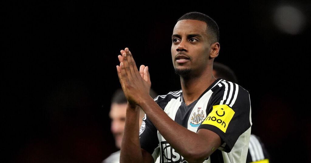 Newcastle have not held contract talks with Alexander Isak