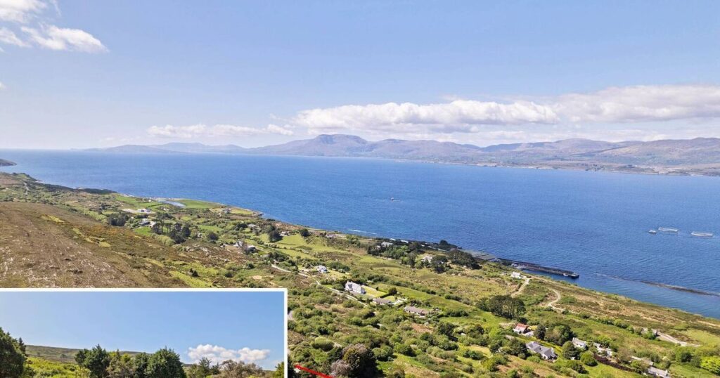 Revamped €595k Gearhies House is sittin' on the dock of majestic Bantry Bay