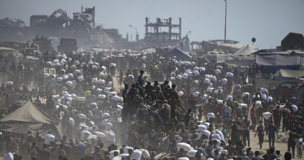 33 more Palestinians killed by Israeli fire while seeking food aid in Gaza