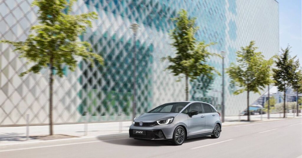 Hybrid supermini impresses with big-car economy and practicality